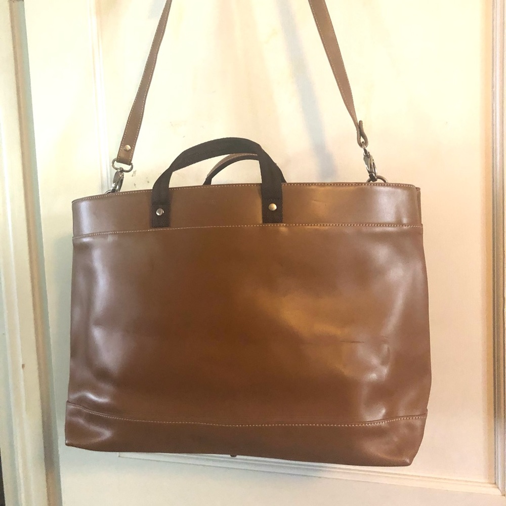 Large leather bag, large inside with large zipper pocket,